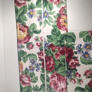 2 Longaberger 24" X 24" Fabric Squares In Garden Splendor Enlarged